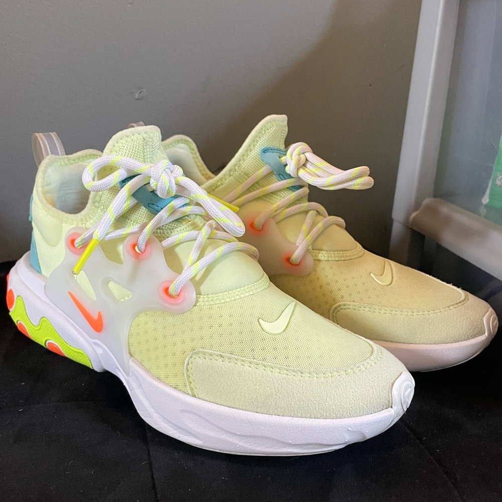 Nike React Presto 'Psychedelic Lava' - image 1